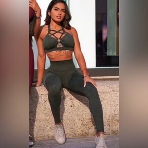 Bombshell Uplift Dream Leggings